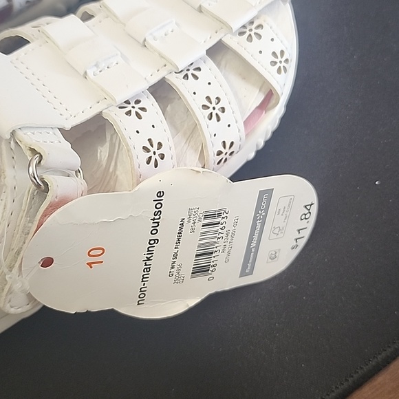 Wonder Nation little girl size 10 white sandals. Easter dress shoes - Picture 3 of 4